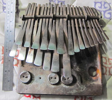 Mbira dzavadzimu A# / Bb Magaya tuning by John Kunaka Cosmas Magaya's Mbira, 1 of 8