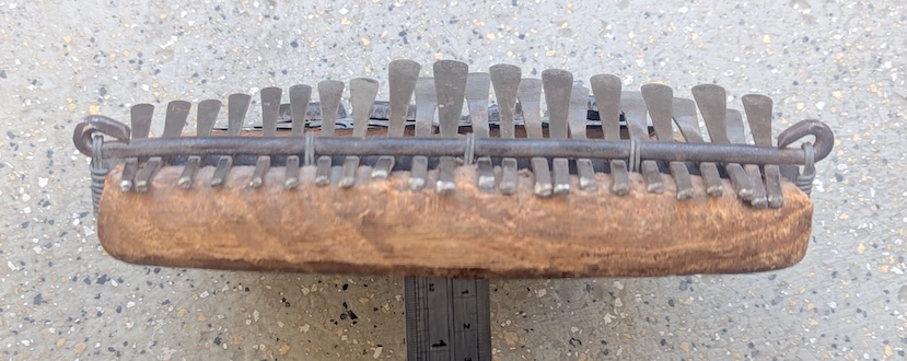 Mbira dzavadzimu D Locrian-like , 4 of 8