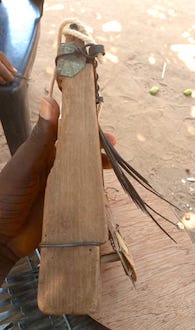 Karimba F# / Gb by Félix Filipe Macequessa Félix Filipe Macequessa's Kalimba nkulu, 7 of 8