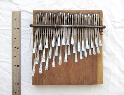 Mbira dzaVaNdau "Danda" type E by Solomon Madhinga #1, 2 of 8