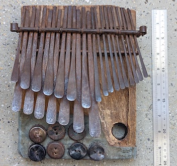 Mbira dzavadzimu D# / Eb Nyamaropa , 2 of 9