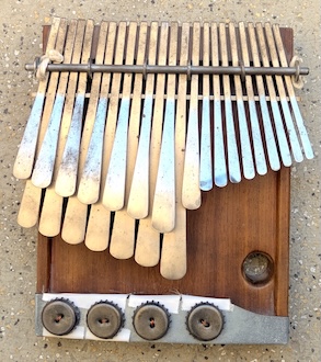 Mbira dzavadzimu F# / Gb Nyamaropa by Sebastian Pott None