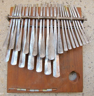 Mbira dzavadzimu A Nyamaropa by Pasivilius Tandi , 1 of 1